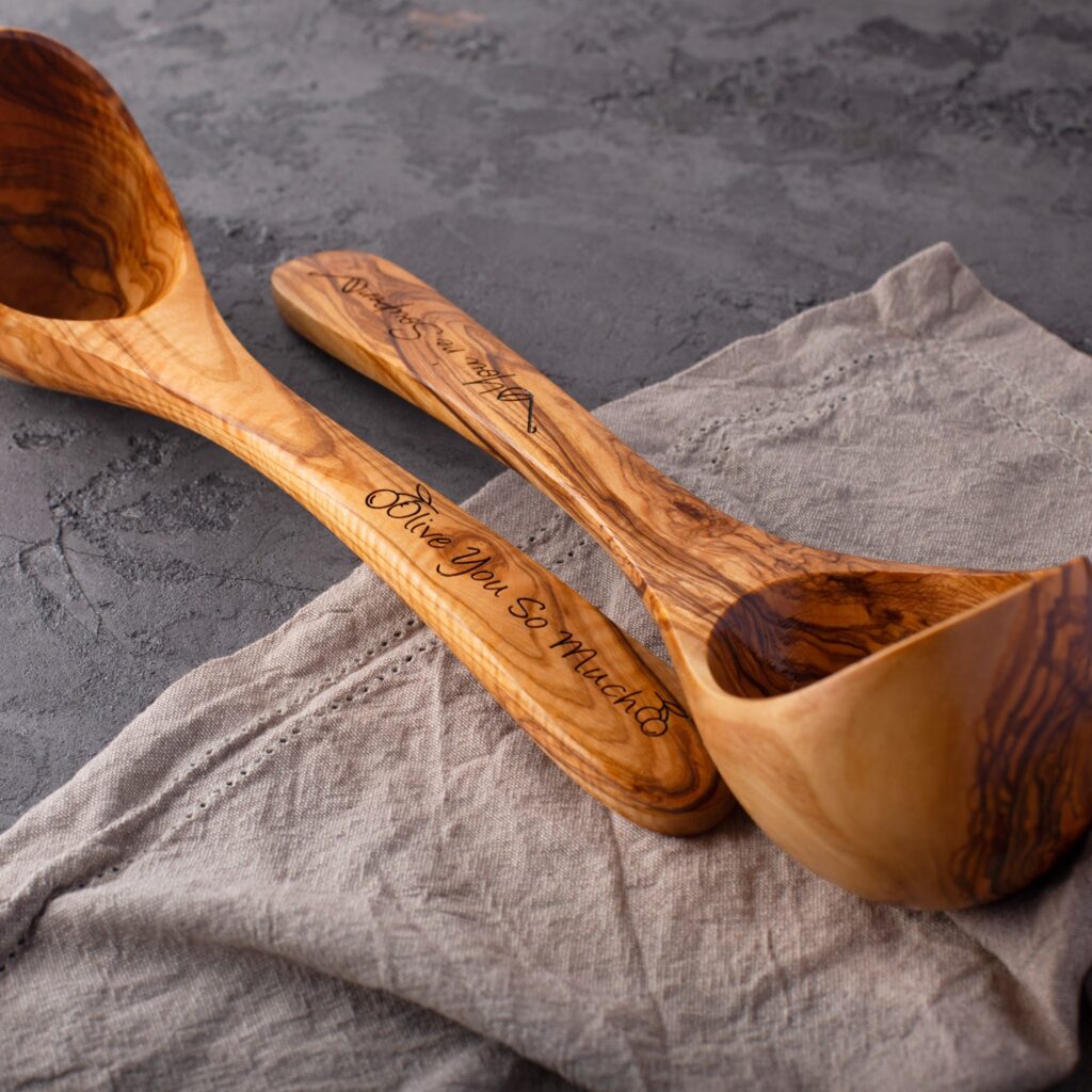 Personalized ladle for special occasions 