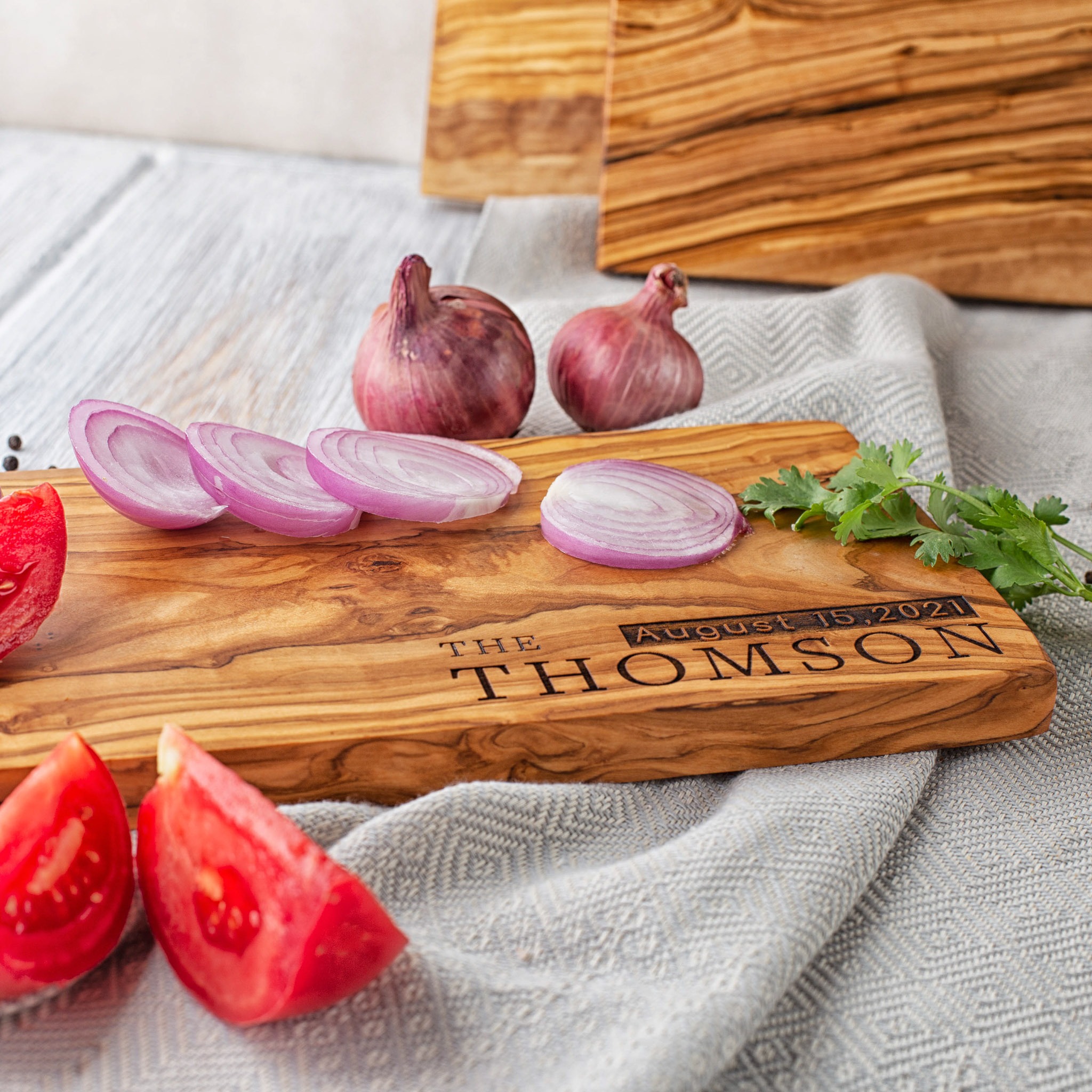 Personalized Wood Cutting Board/Serving Tray {Rectangle 17x11}