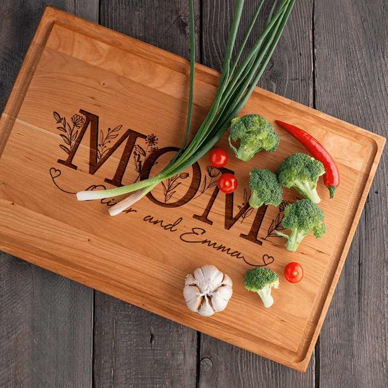 Personalized Cutting Board for Mom.