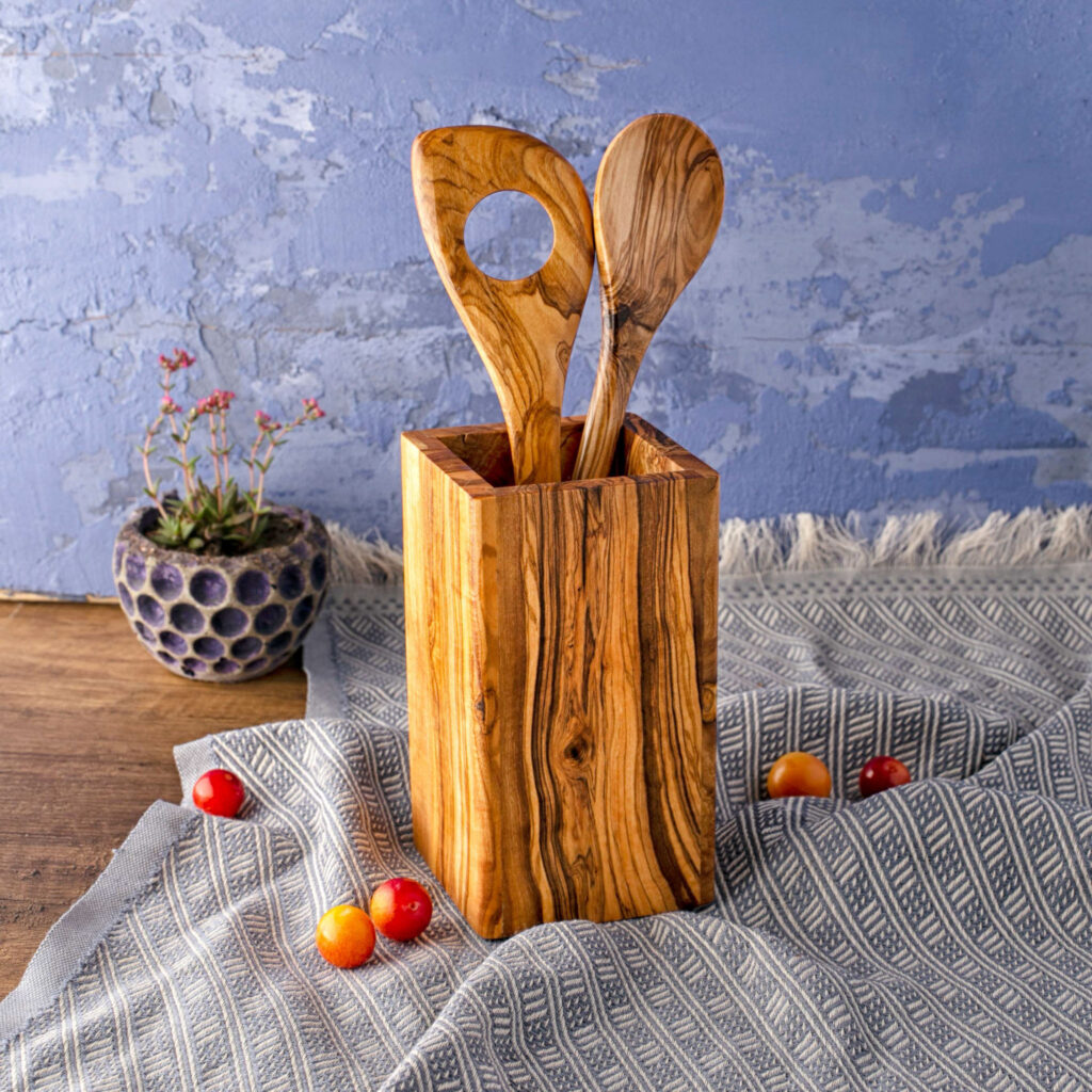 Olive Wood Utensil Holder with 4 Utensils - Set of 5