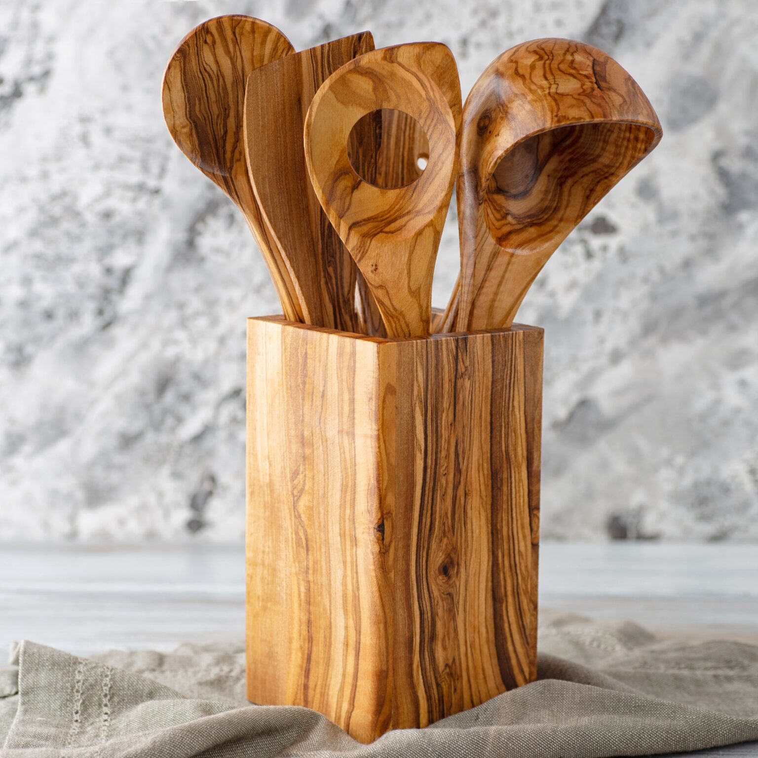 Olive Wood Utensils Holder Forest Decor 8000