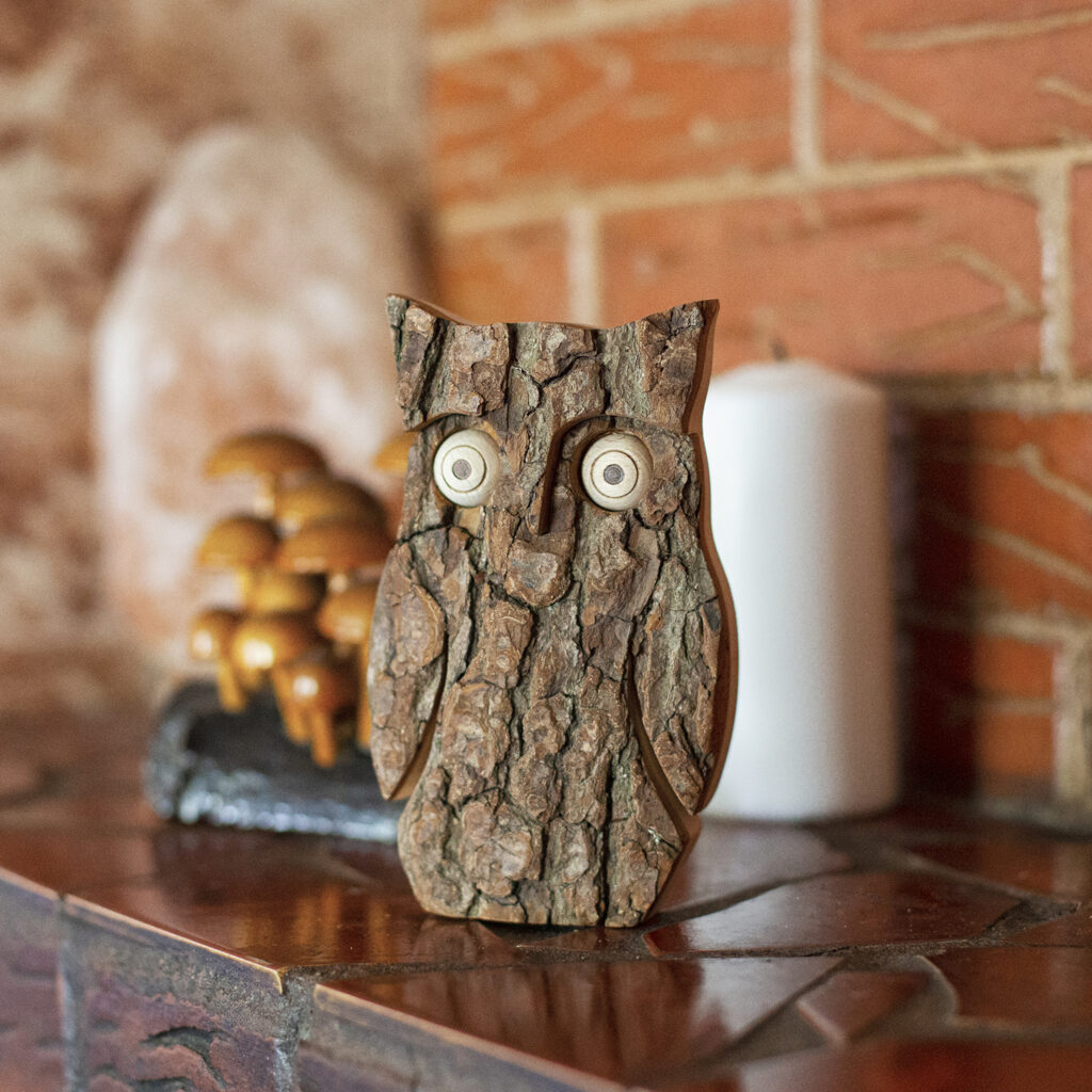 Wooden Owl Figurine for Home Decorations