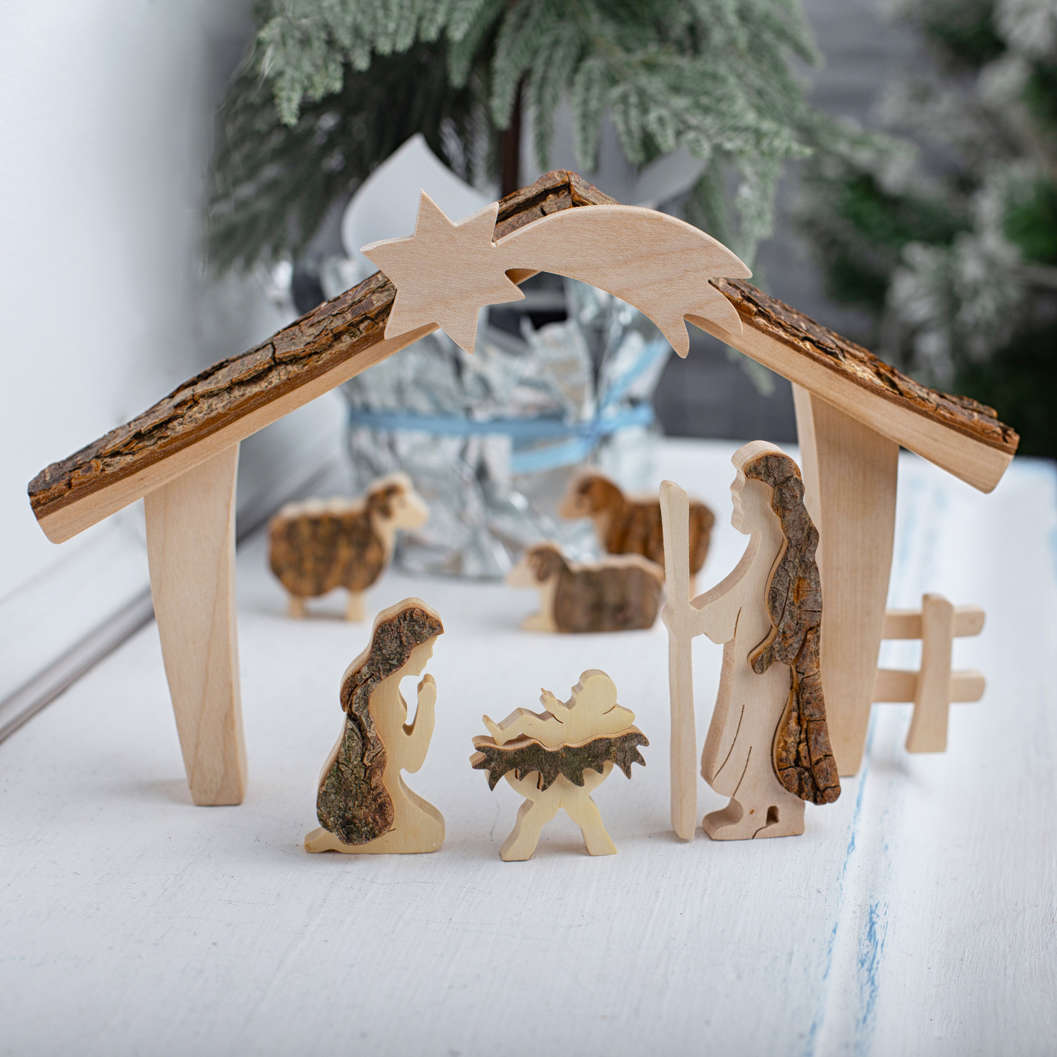 Forest Decor Wooden Christmas Nativity Scene