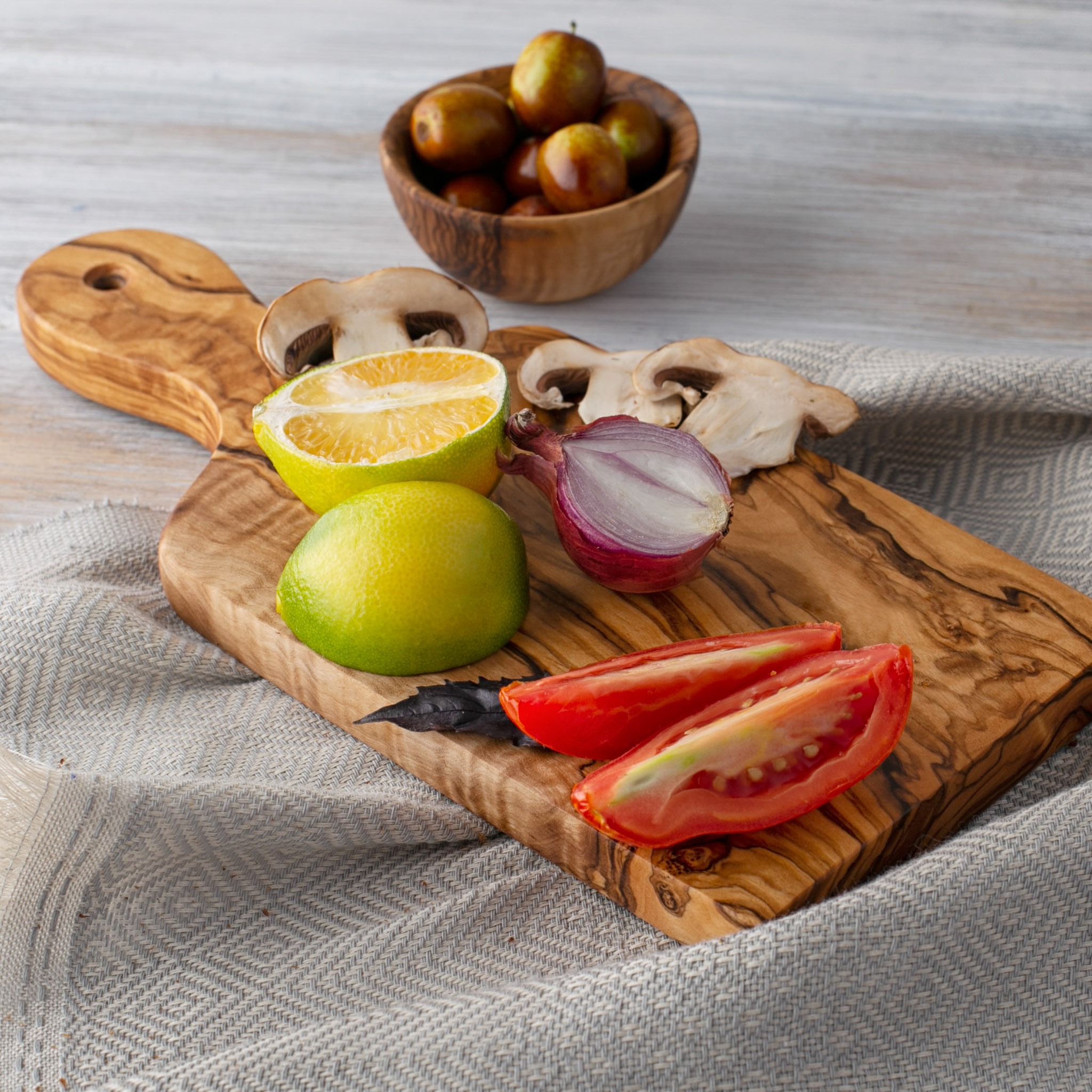 Your SUPER-powered Site  Wooden cutting board, Wooden chopping boards,  Handmade cutting boards