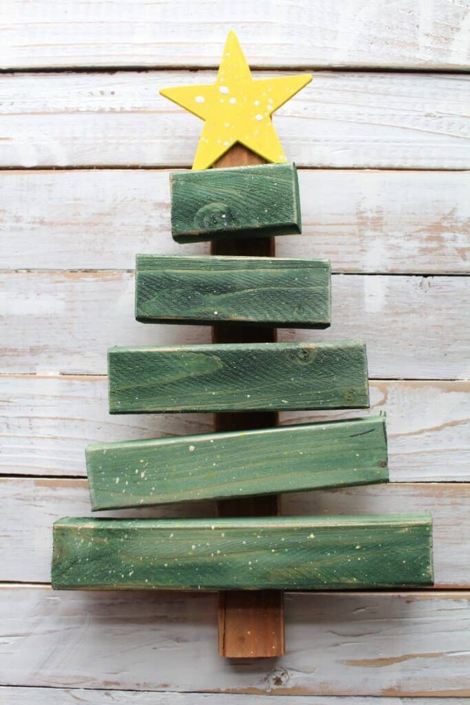 Scrap Wood Christmas Tree