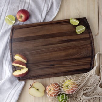 Cutting Board with Juice Groove & Arched (Walnut - 16x10)