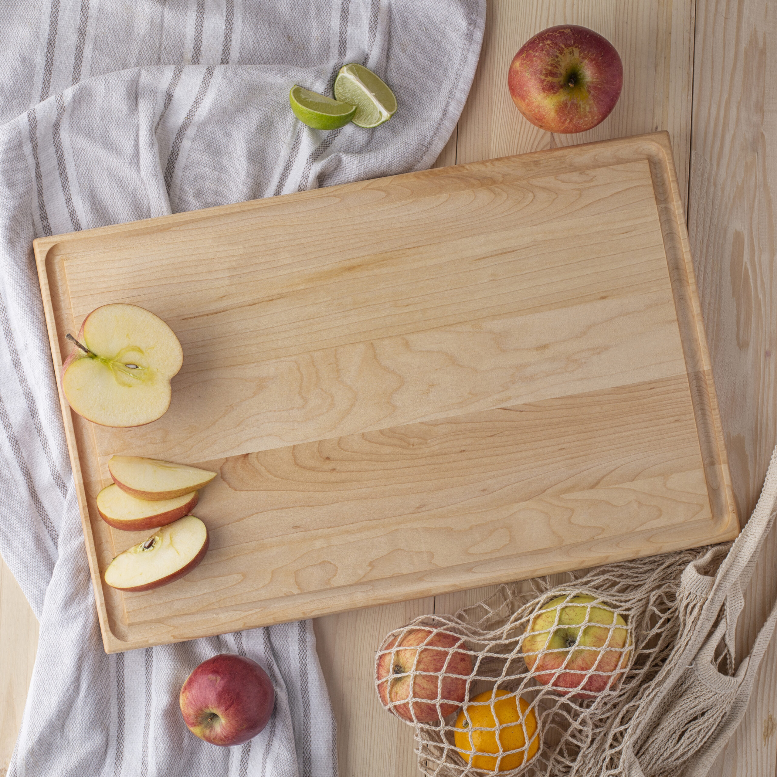 https://forest-decor.com/wp-content/uploads/Large-Wood-Cutting-Board-with-Juice-Groove-Maple-17x11-3-scaled.jpg